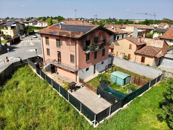 Villa o villino Castelvetro Piacentino, PC Vendita