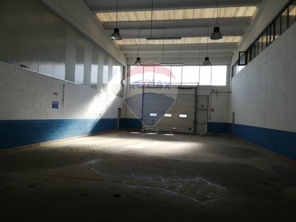 Locale Commerciale Pezzana, VC Vendita - Foto 3