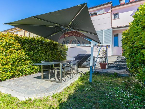 Villa a schiera Montenero, Livorno, LI Vendita