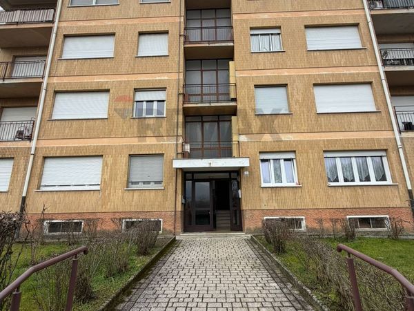 Appartamento Luino, VA Vendita