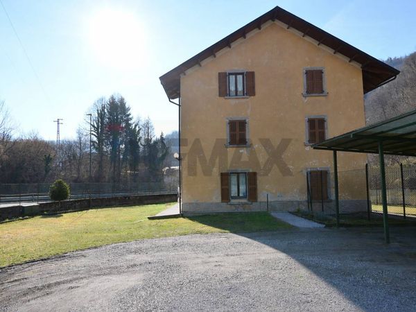 Appartamento Roncaglia, San Giovanni Bianco, BG Vendita