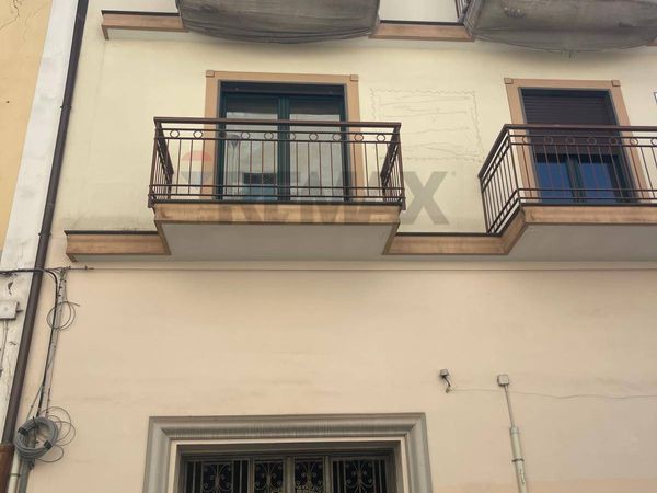 Appartamento Torre del Greco, NA Vendita