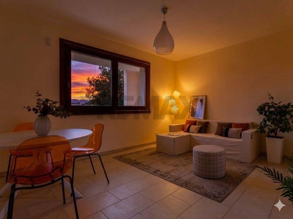 Villa a schiera Quartiere Europeo, Cagliari, CA Vendita