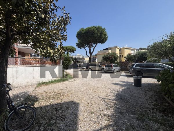 Appartamento Tor San Lorenzo Mare, Ardea, RM Affitto