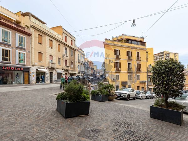 Locale Commerciale Villanova, Cagliari, CA Affitto - Foto 2