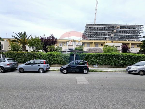 Villa a schiera Centro direzionale, Matera, MT Vendita