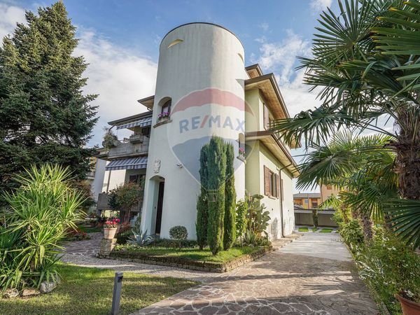 Villa singola Fara Gera d'Adda, BG Vendita