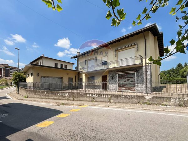 Casa Indipendente Sesto Calende, VA Vendita
