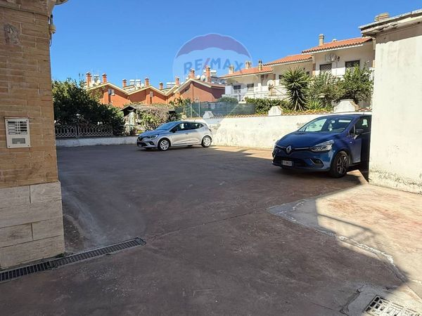 Appartamento Torvaianica, Pomezia, RM Vendita - Foto 2