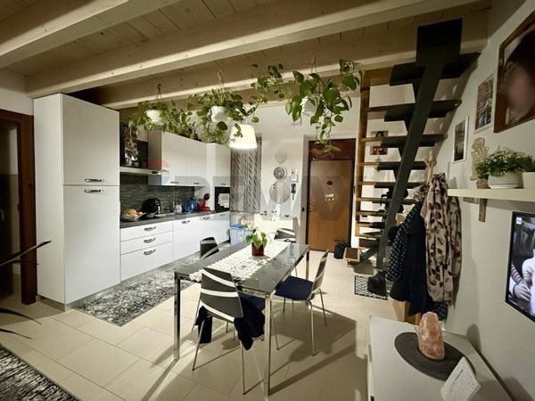 Appartamento Caronno Pertusella, VA Vendita - Foto 2