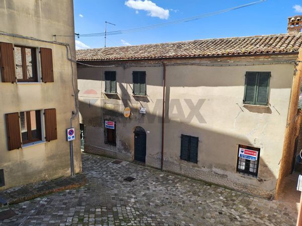 Appartamento Mondaino, RN Vendita