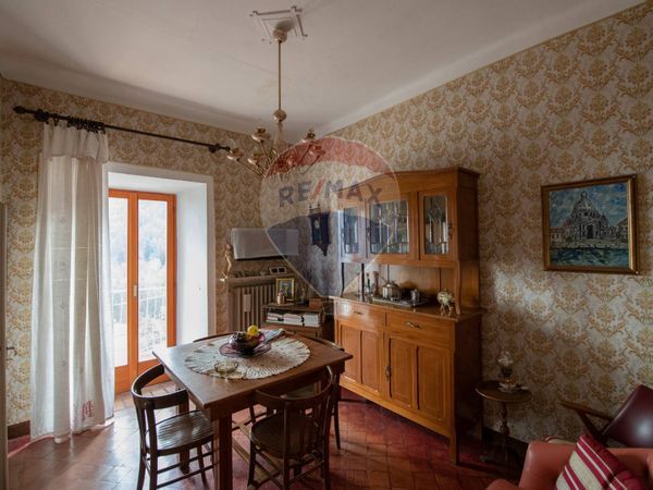 Casa Semindipendente Arcevia, AN Vendita