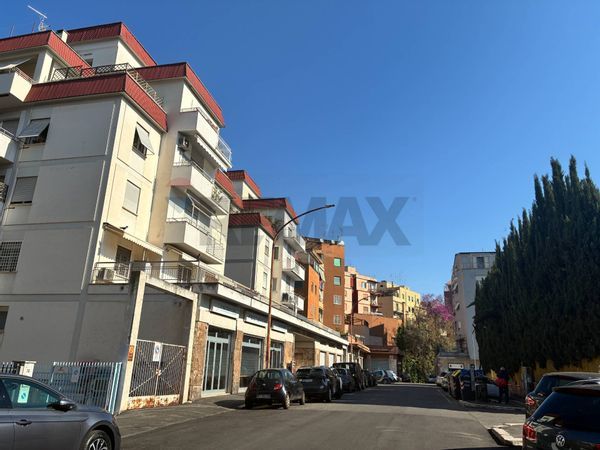 Locale Commerciale Monte Sacro, Roma, RM Affitto - Foto 2