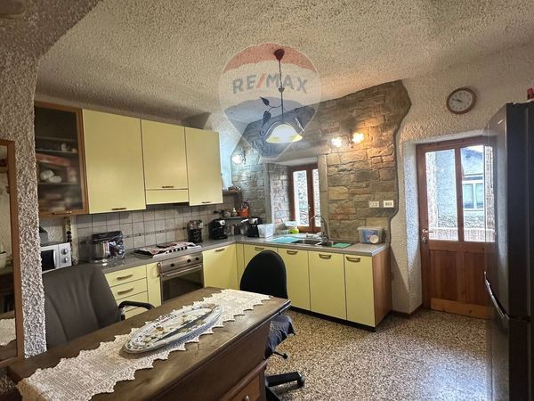 Casa Semindipendente Spigno Monferrato, AL Vendita