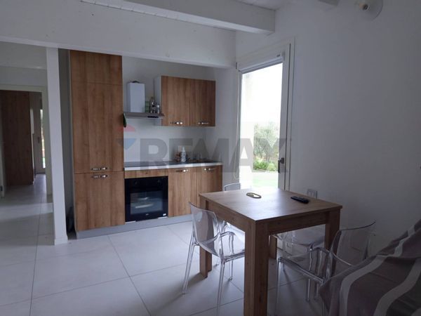 Appartamento Torrette Di Ancona, Ancona, AN Affitto