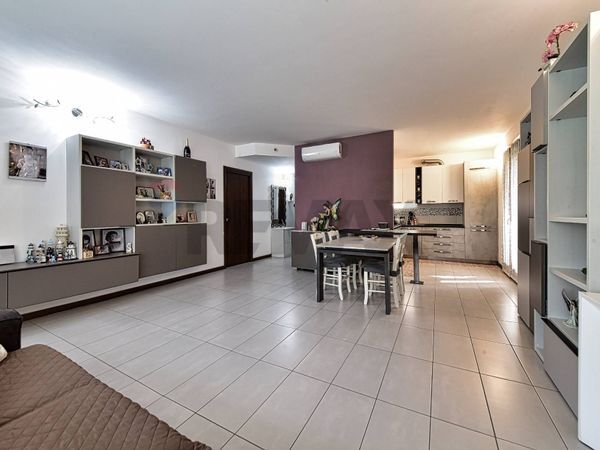 Appartamento Nova Milanese, MB Vendita