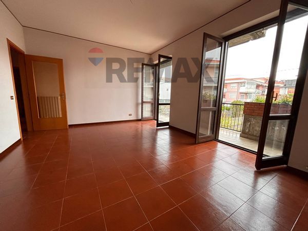 Appartamento Valverde, CT Affitto