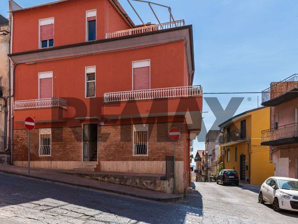 Casa Indipendente Motta Sant'Anastasia, CT Vendita
