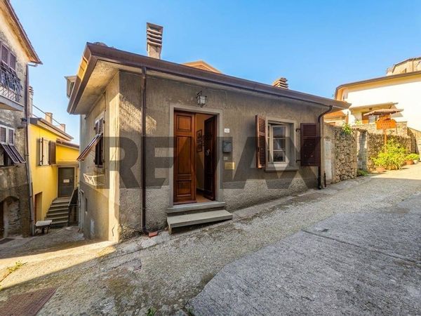 Casa Semindipendente Zona Centro Storico, Fosdinovo, MS Vendita