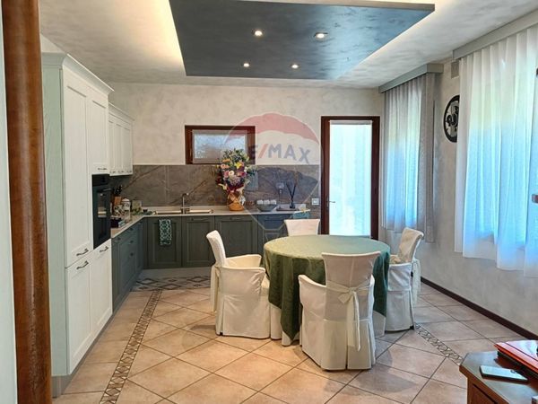 Villa singola San Zenone degli Ezzelini, TV Vendita - Foto 2