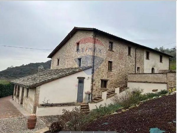Cascina/Casale Montemelino, Magione, PG Vendita