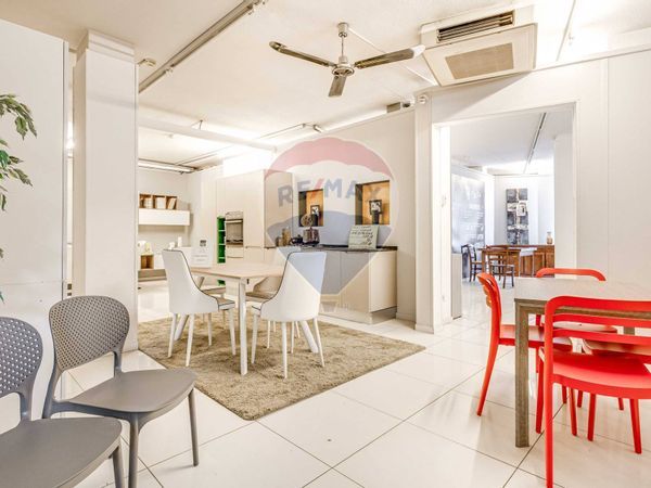 Locale Commerciale Cinque Ponti, Busto Arsizio, VA Affitto - Foto 4