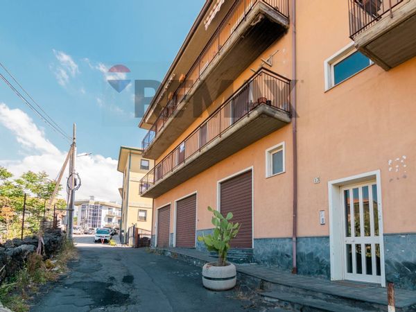 Appartamento Camporotondo Etneo, CT Vendita