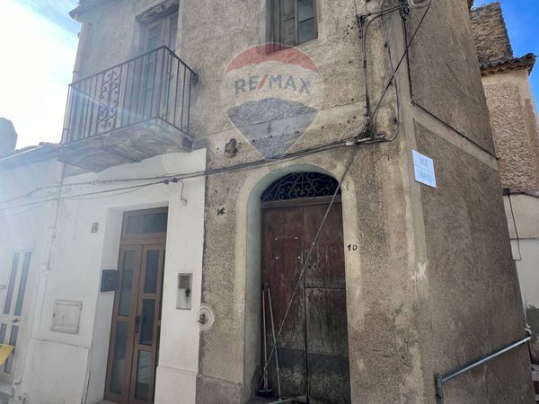 Casa Indipendente Tricarico, MT Vendita