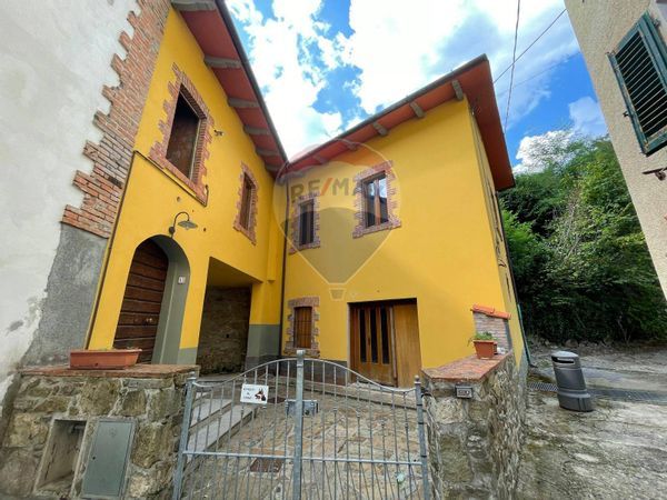 Casa Indipendente Centro, San Marcello Piteglio, PT Vendita