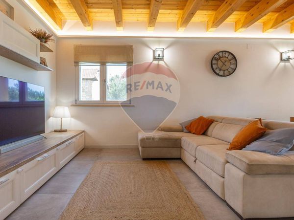 Villa singola Rocca San Giovanni, CH Vendita