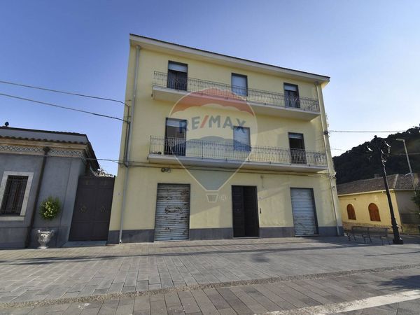 Casa Indipendente Presa, Piedimonte Etneo, CT Vendita - Foto 2