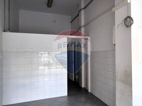 Locale Commerciale Fonsarda, Cagliari, CA Affitto - Foto 4