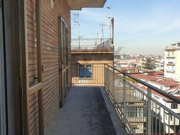 Appartamento Zona Corso Umberto I, Caivano, NA Vendita - Foto 2