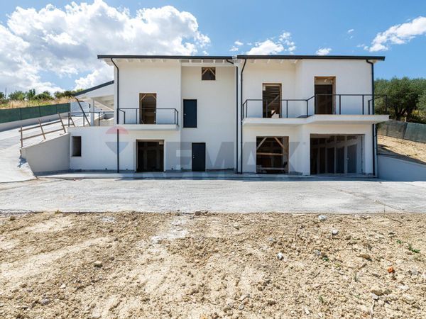 Nuove costruzioni Monterotondo Paese, Monterotondo, RM Vendita - Foto 3