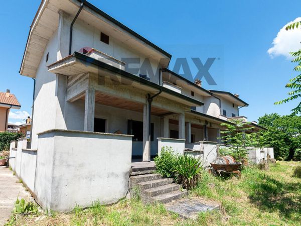 Villa o villino Monterotondo Paese, Monterotondo, RM Vendita