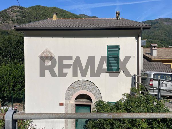Rustico Favale di Malvaro, GE Vendita