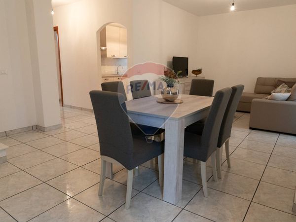 Duplex Fara Filiorum Petri, CH Vendita