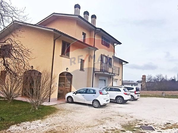Villa o villino Nocera Umbra, PG Vendita - Foto 2