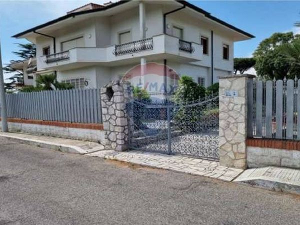 Villa singola Centro, Sabaudia, LT Vendita - Foto 3