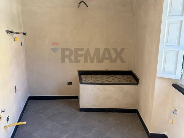 Appartamento Briffi, Tovo San Giacomo, SV Vendita