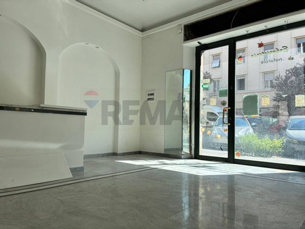 Locale Commerciale Bologna, Roma, RM Affitto - Foto 3