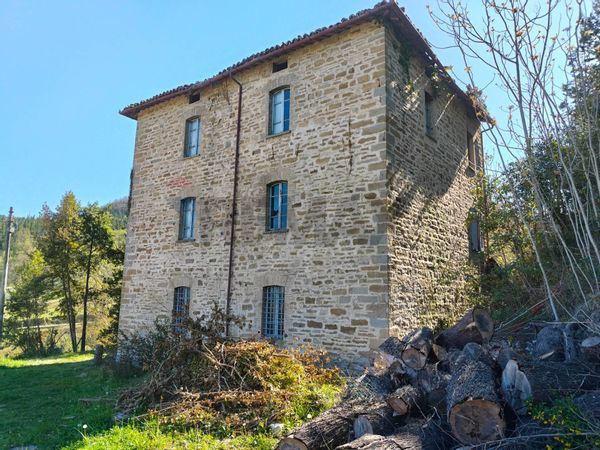 Cascina/Casale Gubbio, PG Vendita
