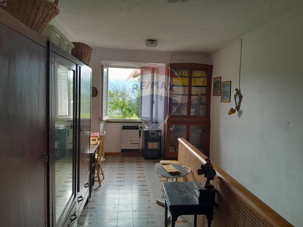 Porzione di casa Scurtabò, Varese Ligure, SP Vendita