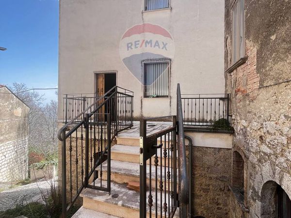 Casa Semindipendente Torella del Sannio, CB Vendita