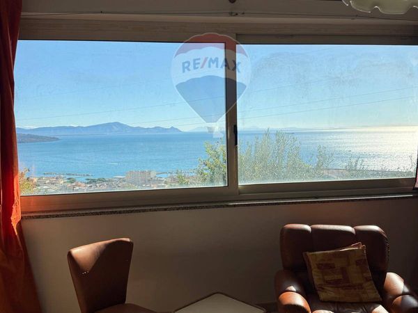 Porzione di villa Formia, LT Vendita