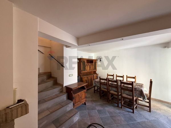 Casa Semindipendente Foligno, PG Vendita