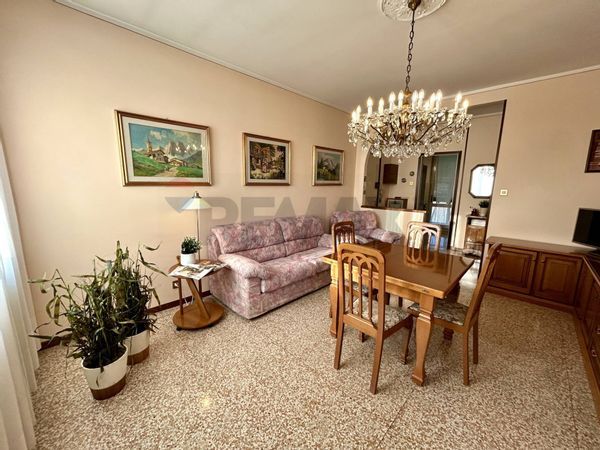 Appartamento Costa Volpino, BG Vendita