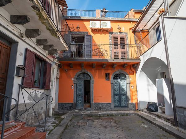 Casa Semindipendente Calatabiano, CT Vendita