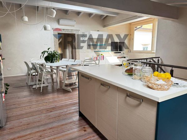 Appartamento Toscolano, Toscolano-Maderno, BS Vendita