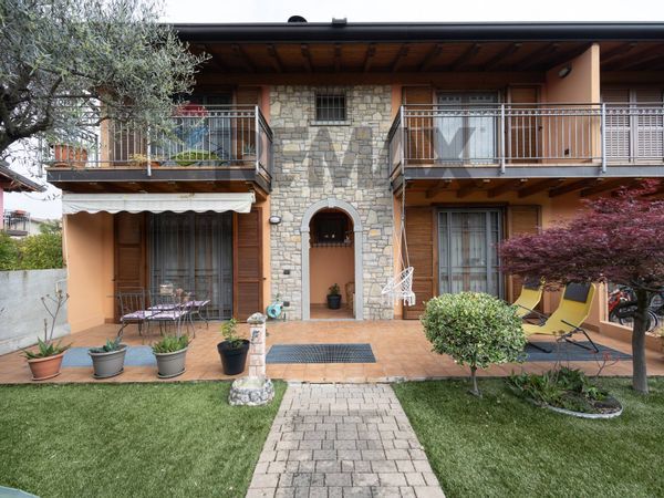 Porzione di villa Roncello, MB Vendita